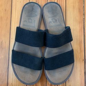 Mad Love Tahlia Two Band Slide Sandals